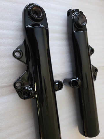 Fork Lowers Gloss Black (2024-2026 Street Glides and Road Glides)
